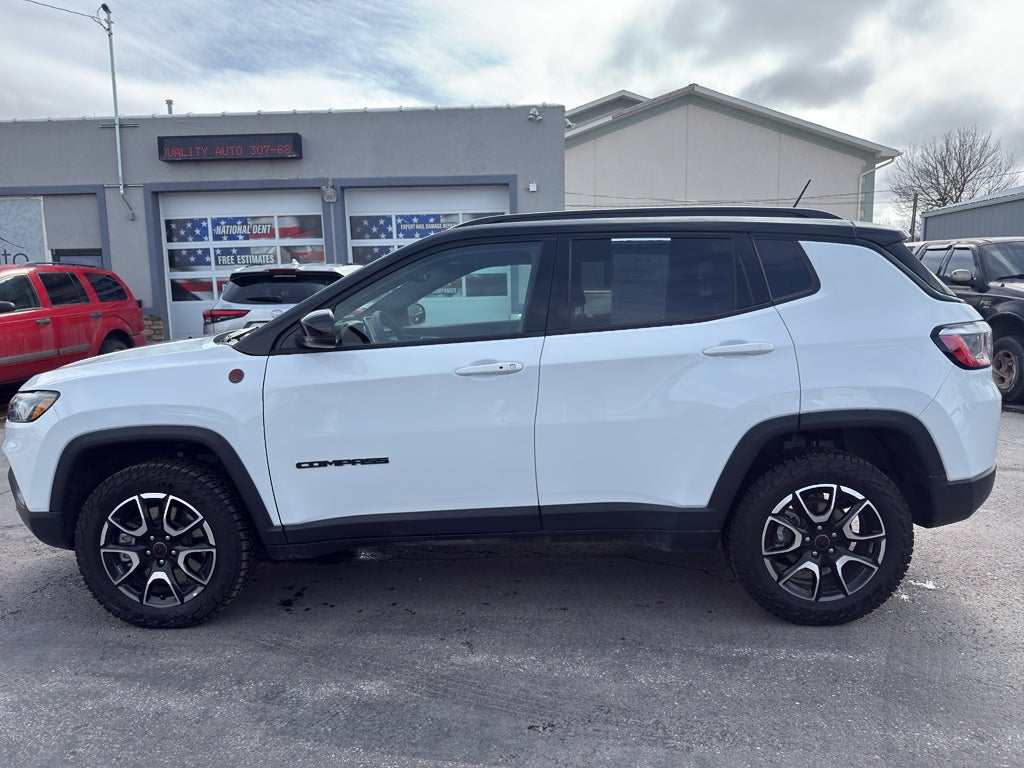 2025 Jeep Compass Trailhawk