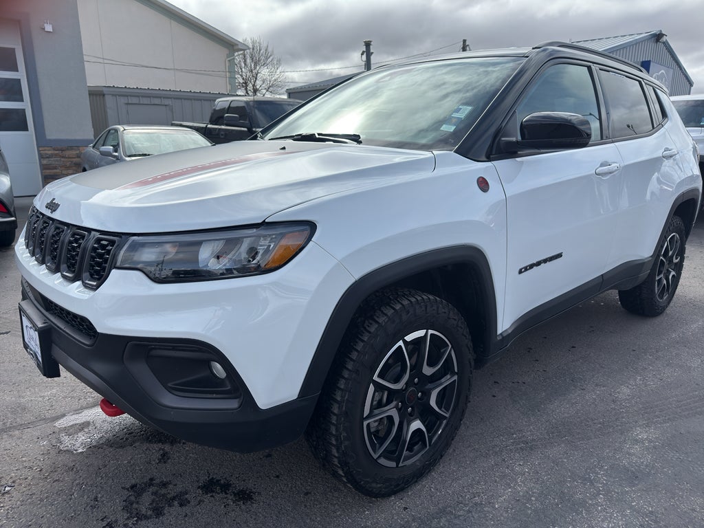 2025 Jeep Compass Trailhawk
