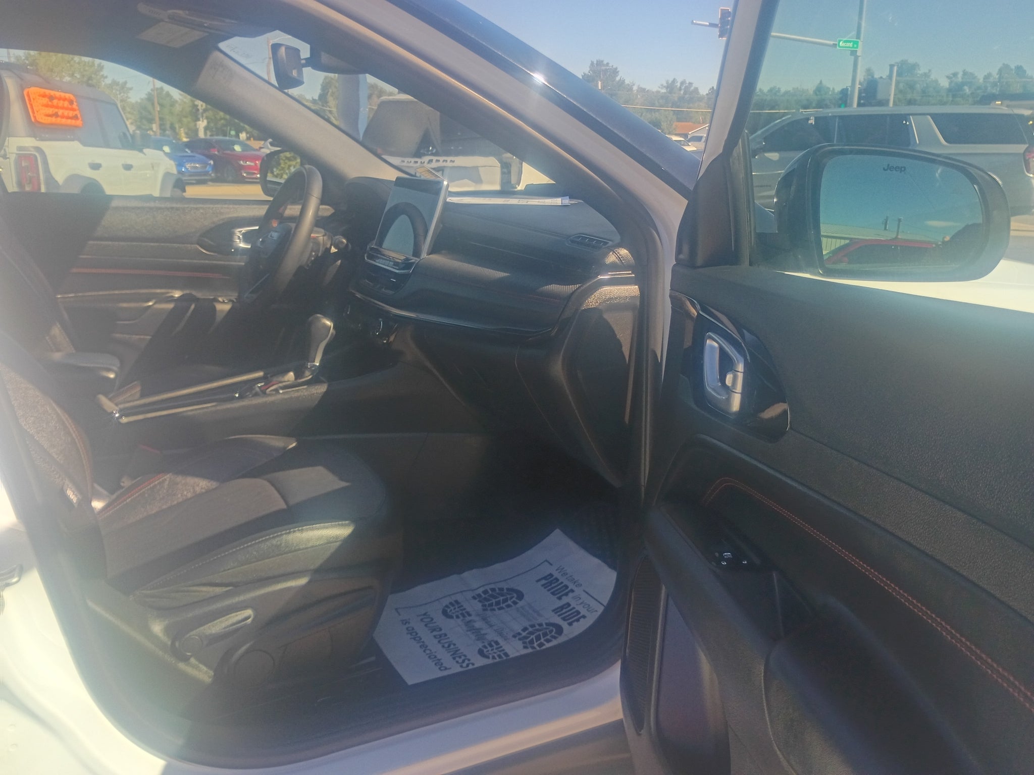 2025 Jeep Compass Trailhawk