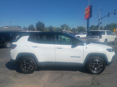 2025 Jeep Compass Trailhawk