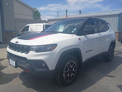 2025 Jeep Compass Trailhawk