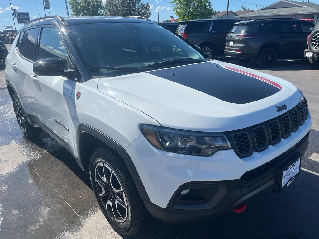 2025 Jeep Compass Trailhawk