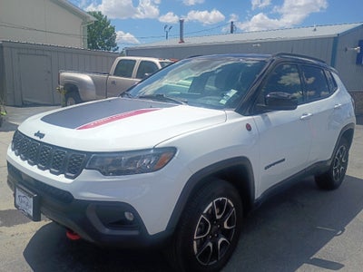 2025 Jeep Compass Trailhawk