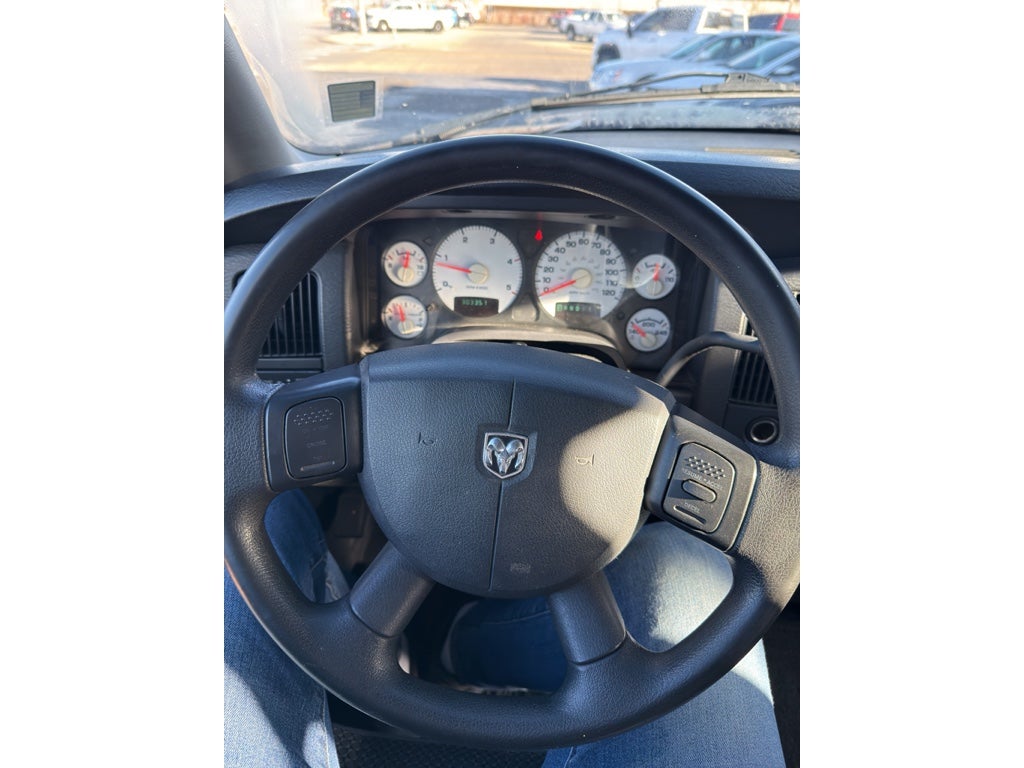 2005 Dodge Ram Pickup SLT