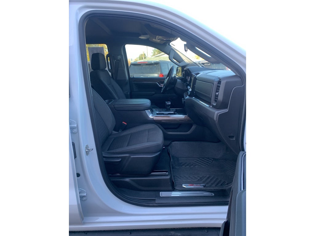 2024 Chevrolet Silverado LT Trail Boss