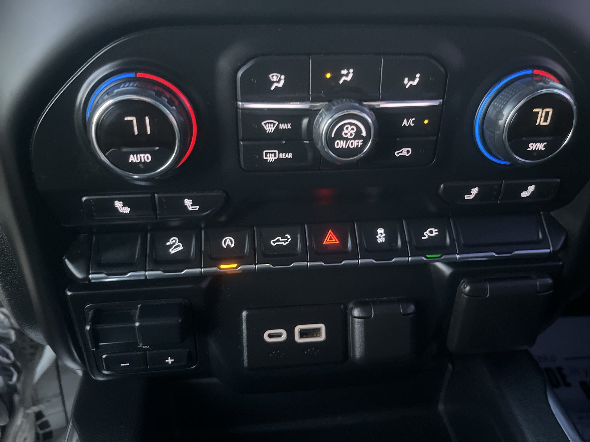 2021 Chevrolet Silverado RST