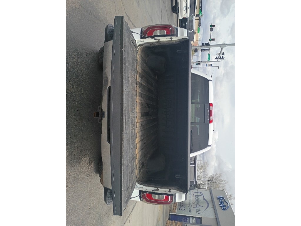 2018 GMC Sierra SLT