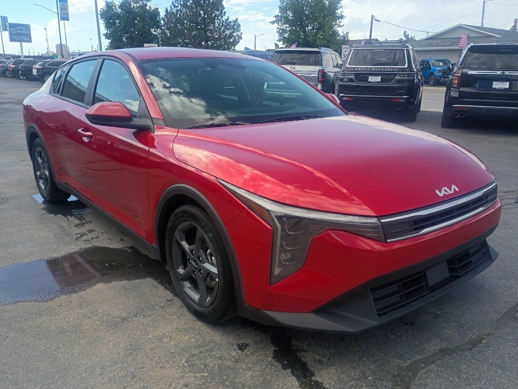 2025 Kia K4 LXS