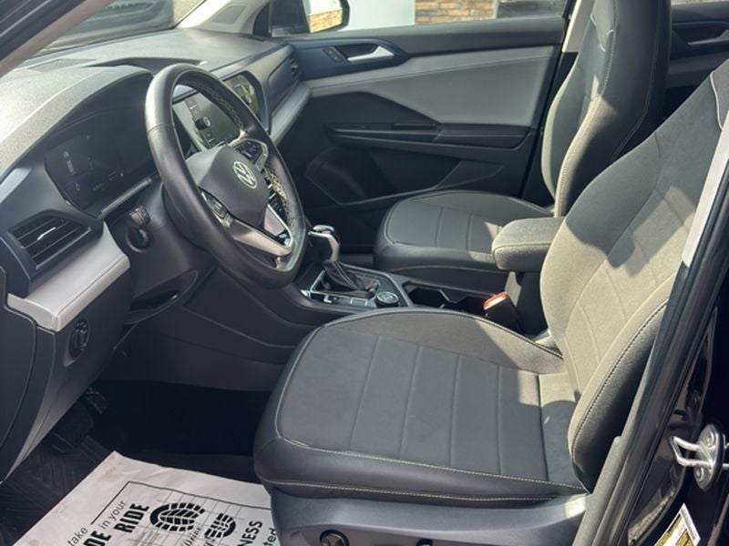 2024 Volkswagen Taos SE