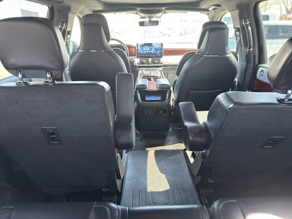 2024 Lincoln Navigator L Reserve
