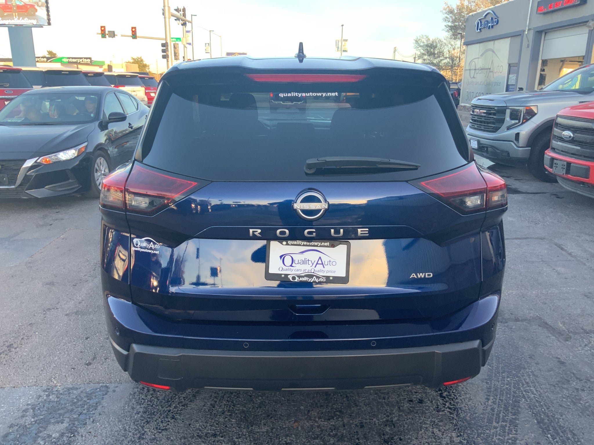 2025 Nissan Rogue SV