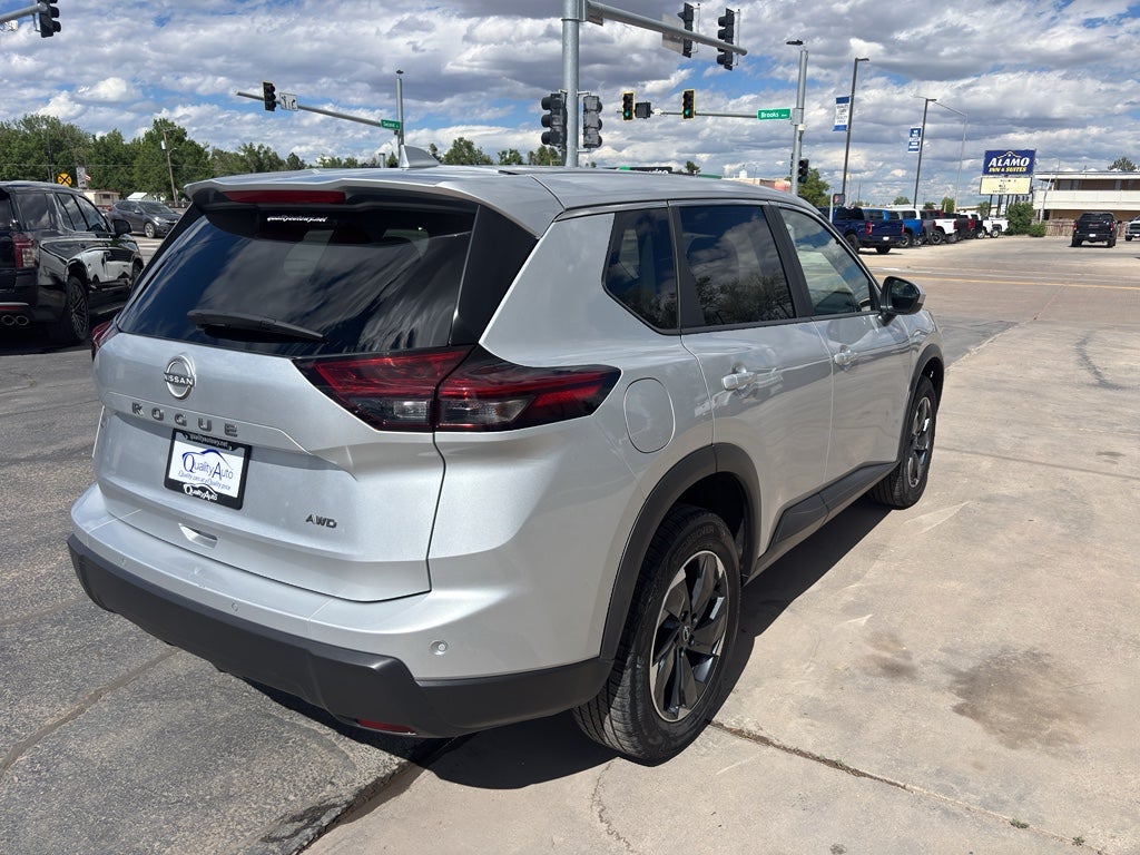2025 Nissan Rogue SV