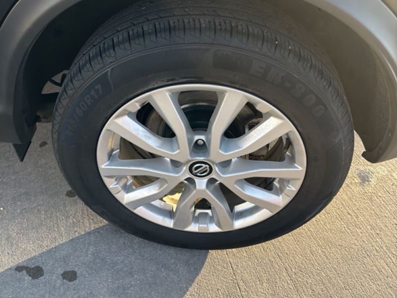 2022 Nissan Rogue Sport SV