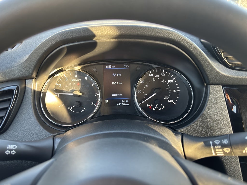 2022 Nissan Rogue Sport SV