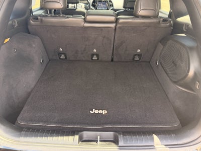 2019 Jeep Cherokee Overland