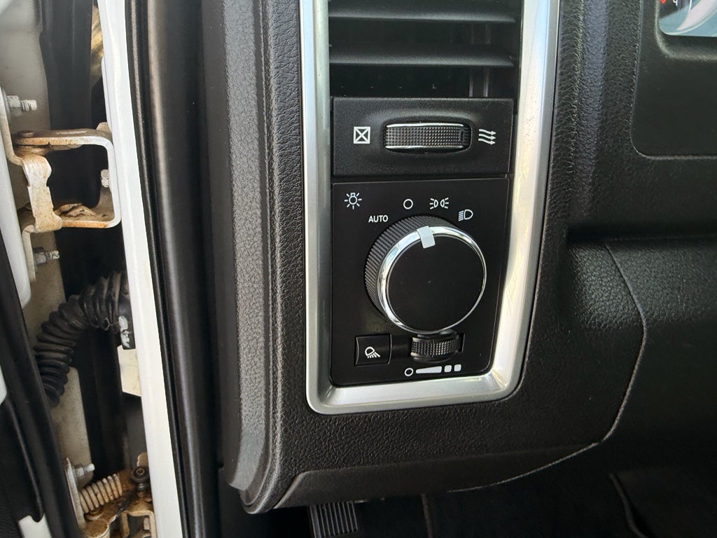 2021 RAM 1500 Classic SLT