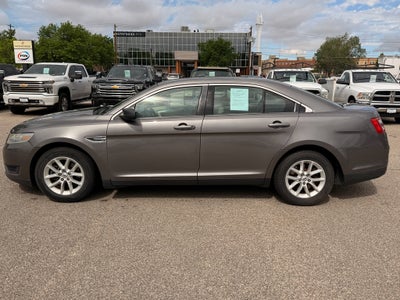 2013 Ford Taurus SE
