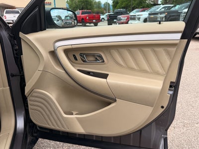 2013 Ford Taurus SE
