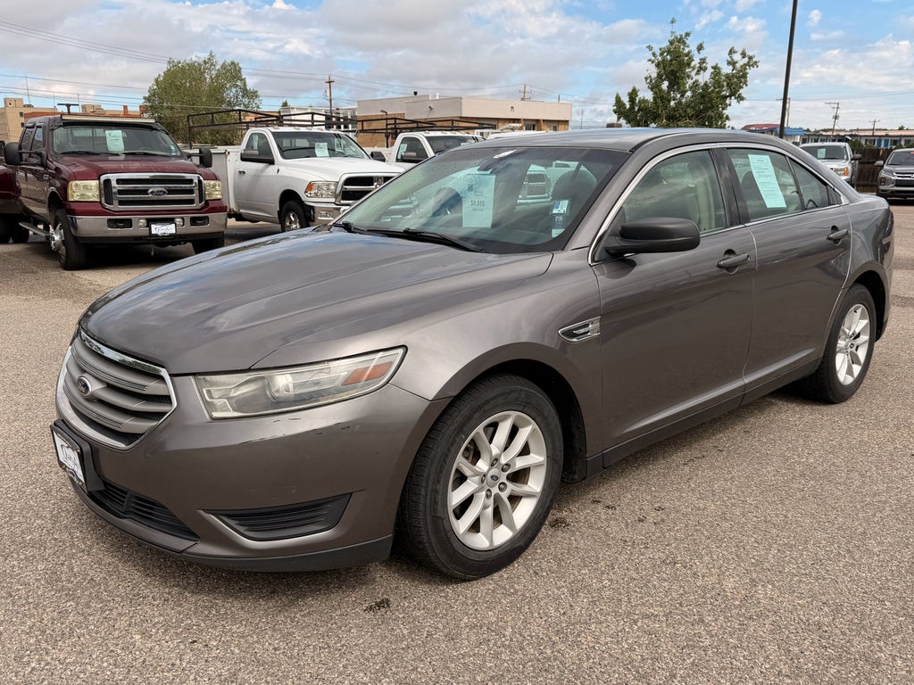 2013 Ford Taurus SE