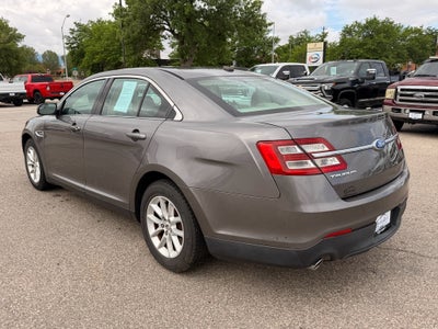 2013 Ford Taurus SE
