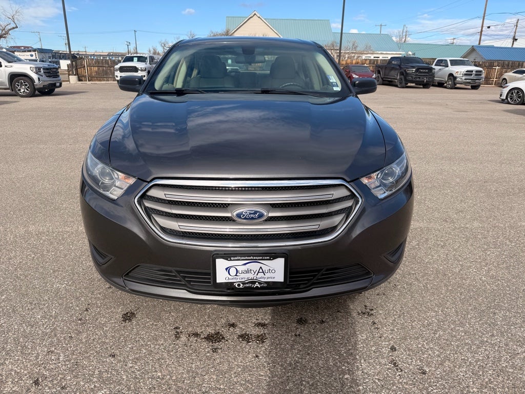 2015 Ford Taurus SE