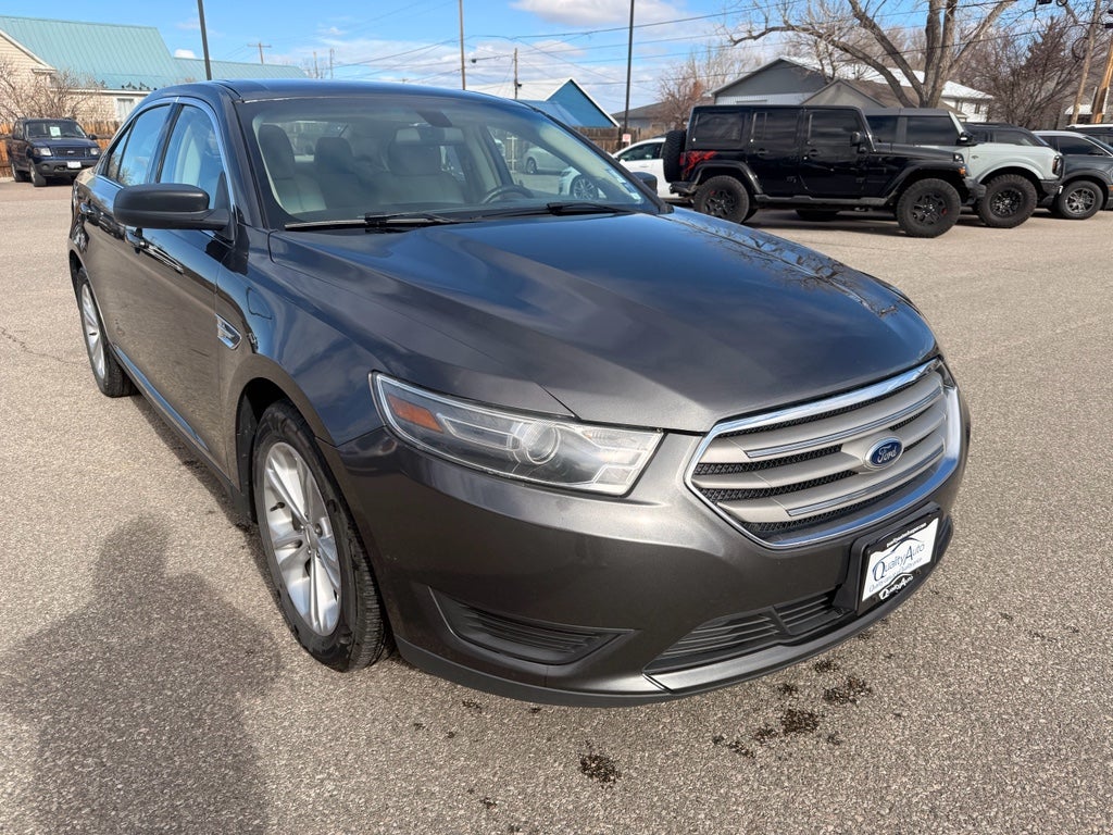 2015 Ford Taurus SE