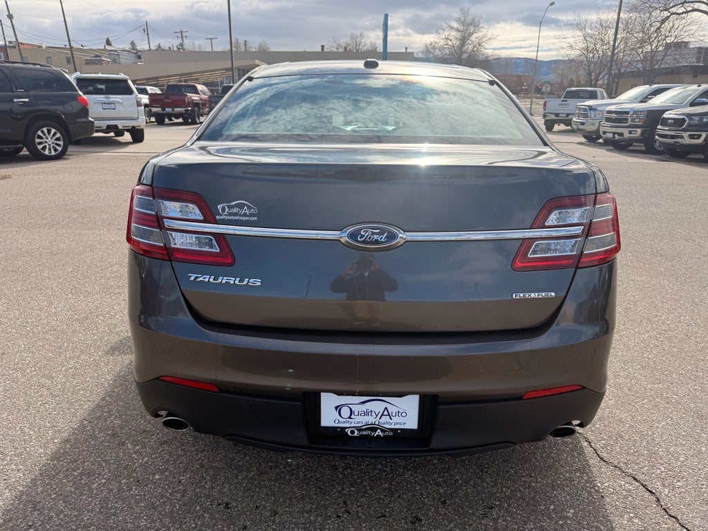 2015 Ford Taurus SE