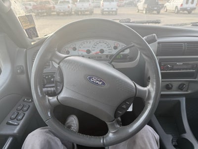 2004 Ford Explorer Sport Trac SPORT TRAC XLT