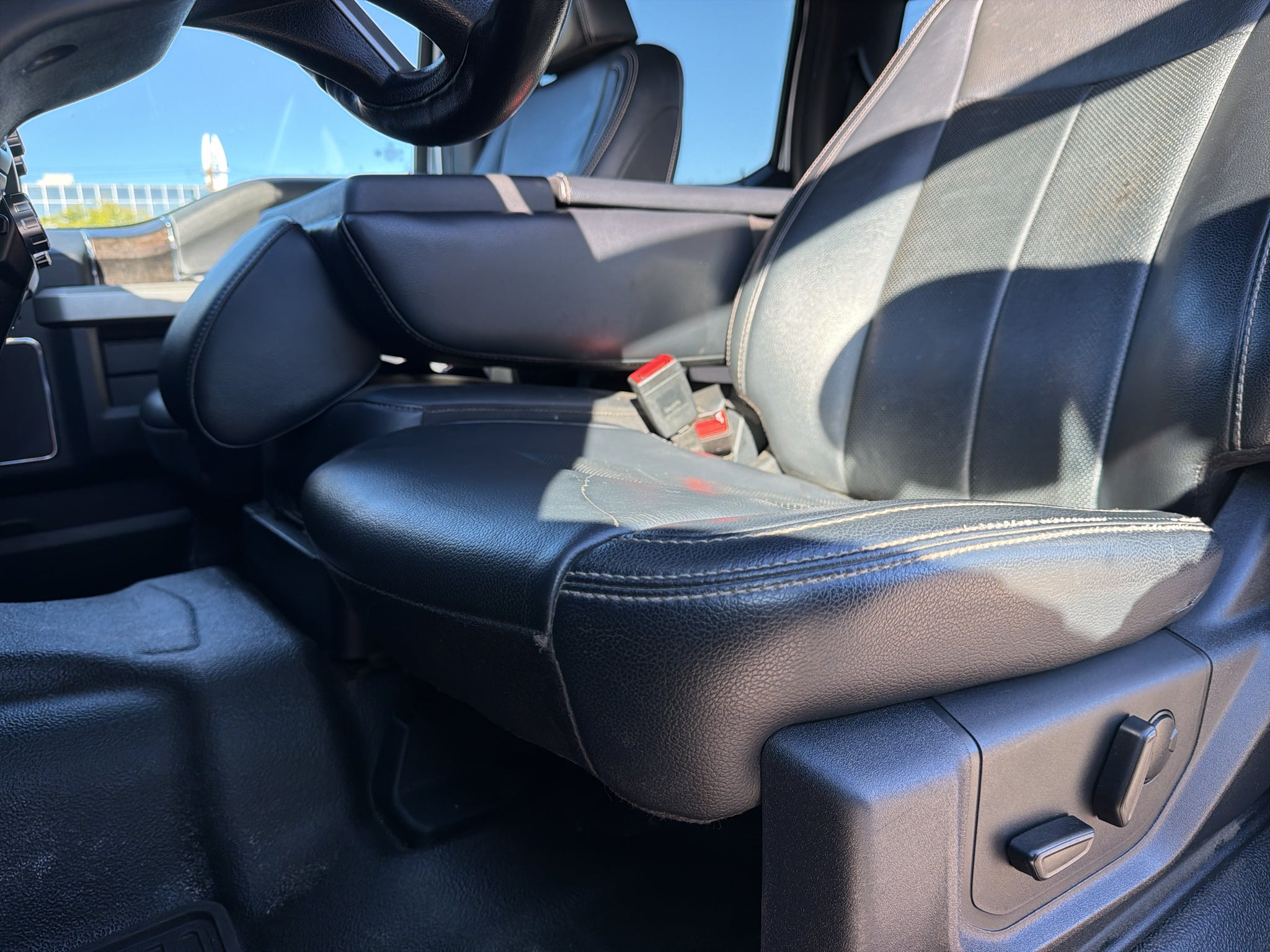 2022 Ford F-450 LARIAT