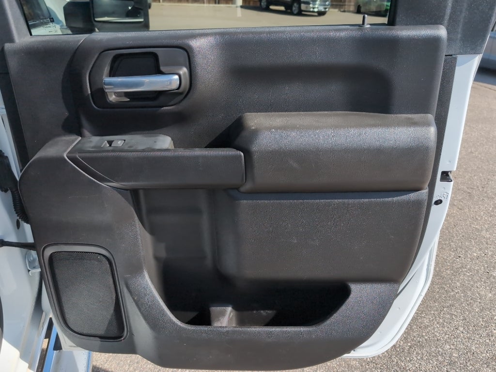 2023 Chevrolet Silverado LT