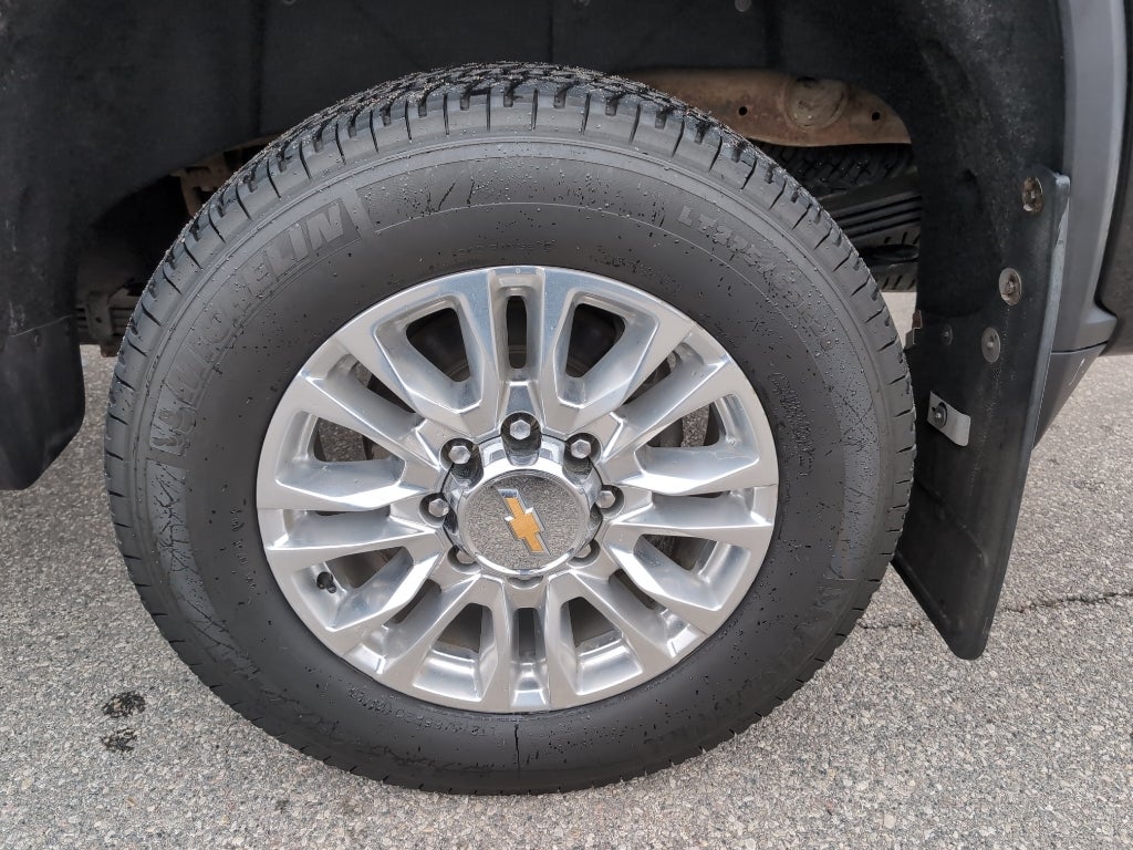 2023 Chevrolet Silverado High Country