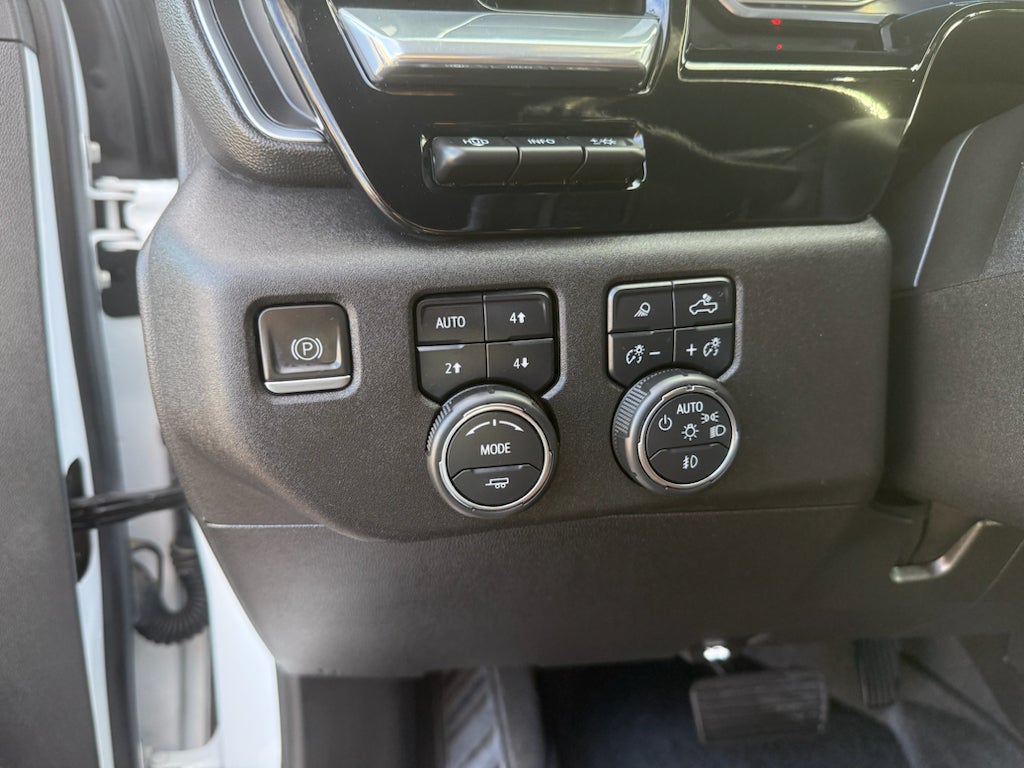 2024 Chevrolet Silverado High Country