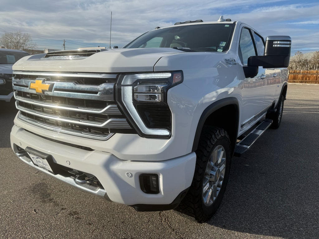 2024 Chevrolet Silverado High Country