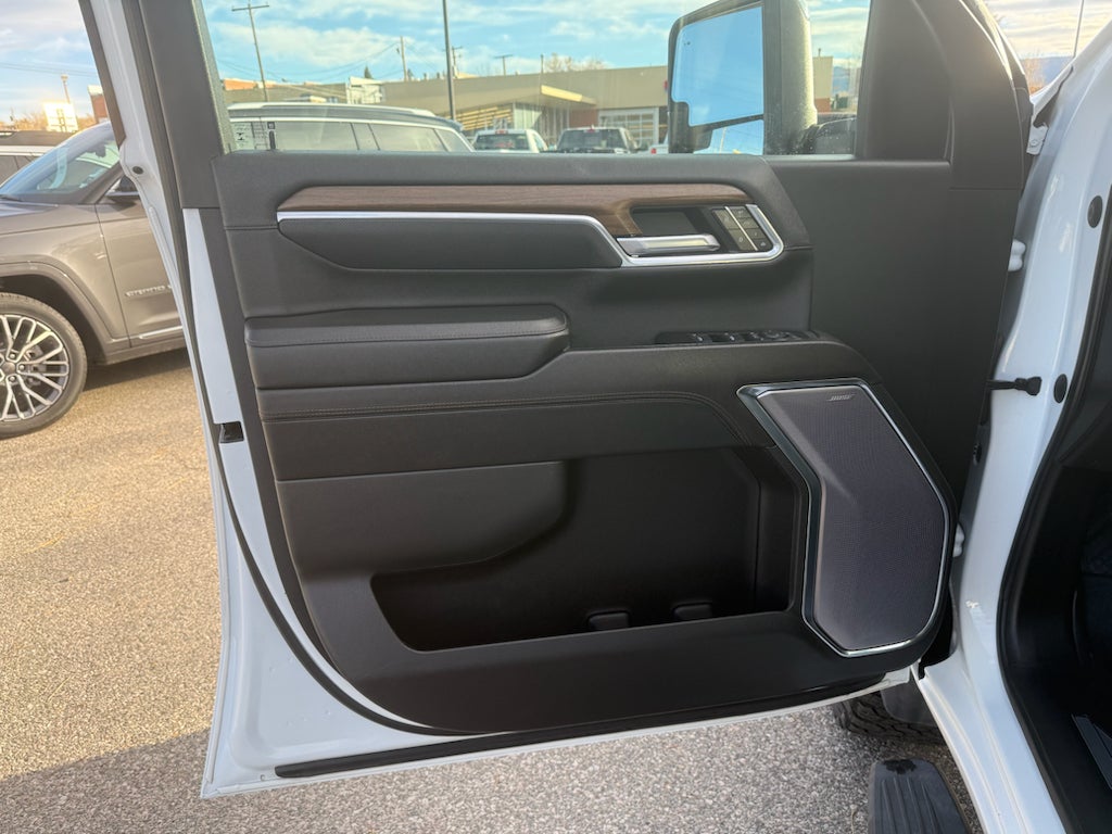 2024 Chevrolet Silverado High Country