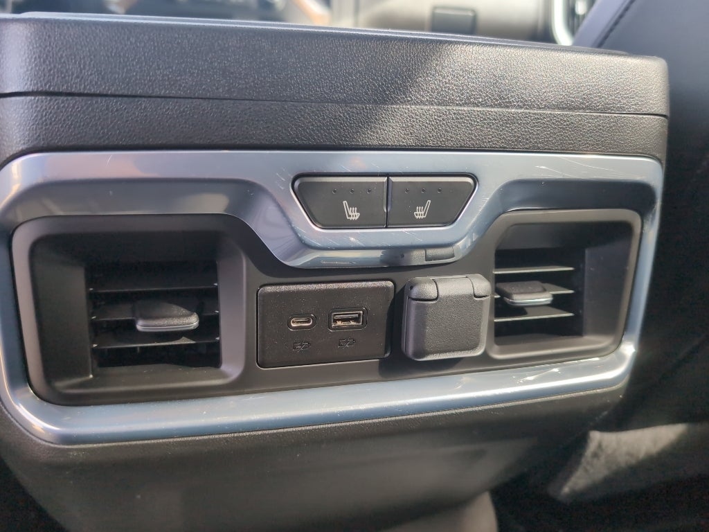 2022 Chevrolet Silverado High Country