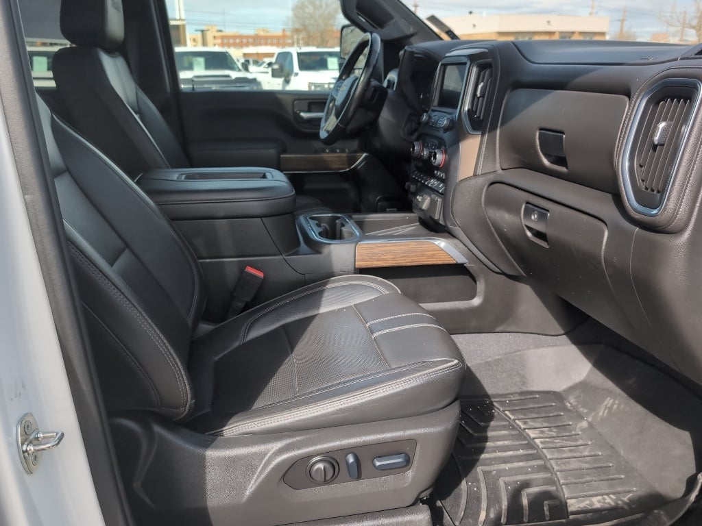 2022 Chevrolet Silverado High Country