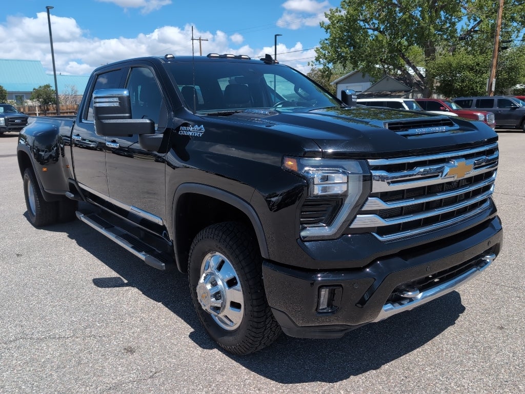 2024 Chevrolet Silverado High Country