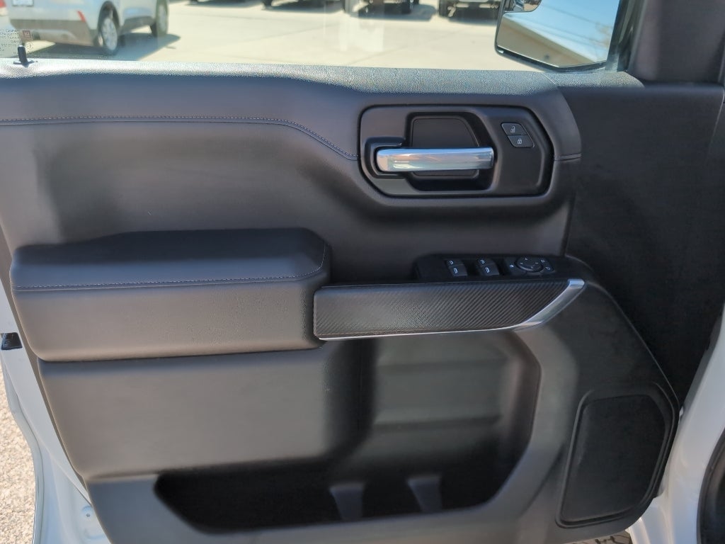2022 Chevrolet Silverado RST