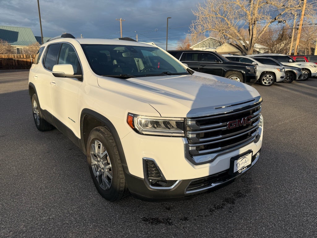 2023 GMC Acadia SLT