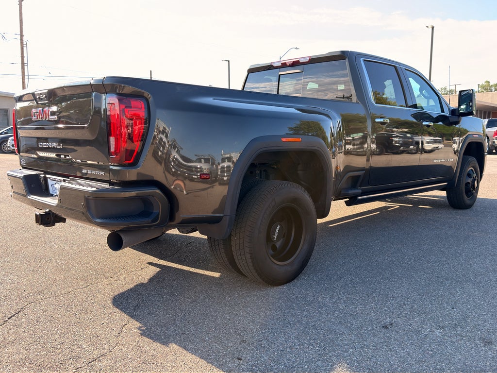 2022 GMC Sierra Denali