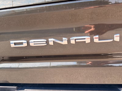 2022 GMC Sierra Denali