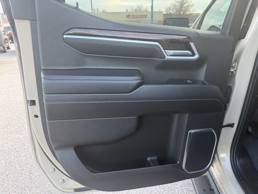 2023 GMC Sierra Elevation