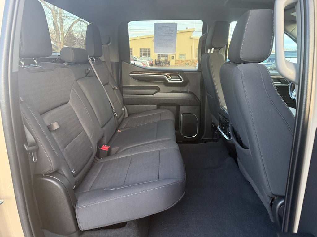 2023 GMC Sierra Elevation