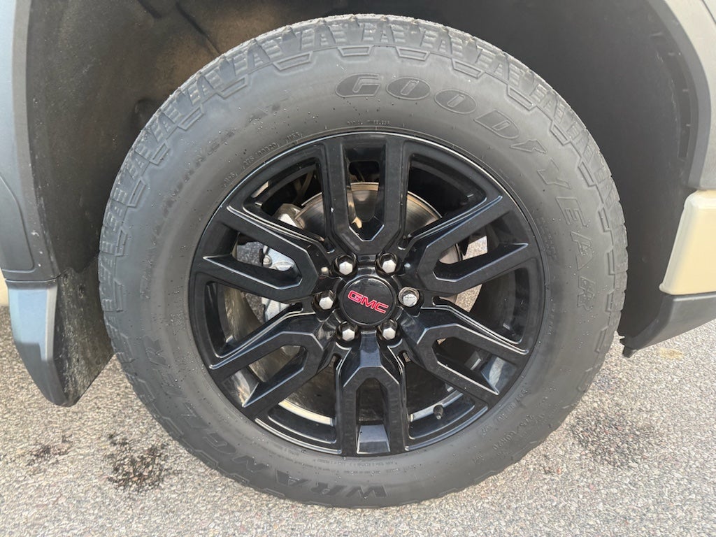 2023 GMC Sierra Elevation