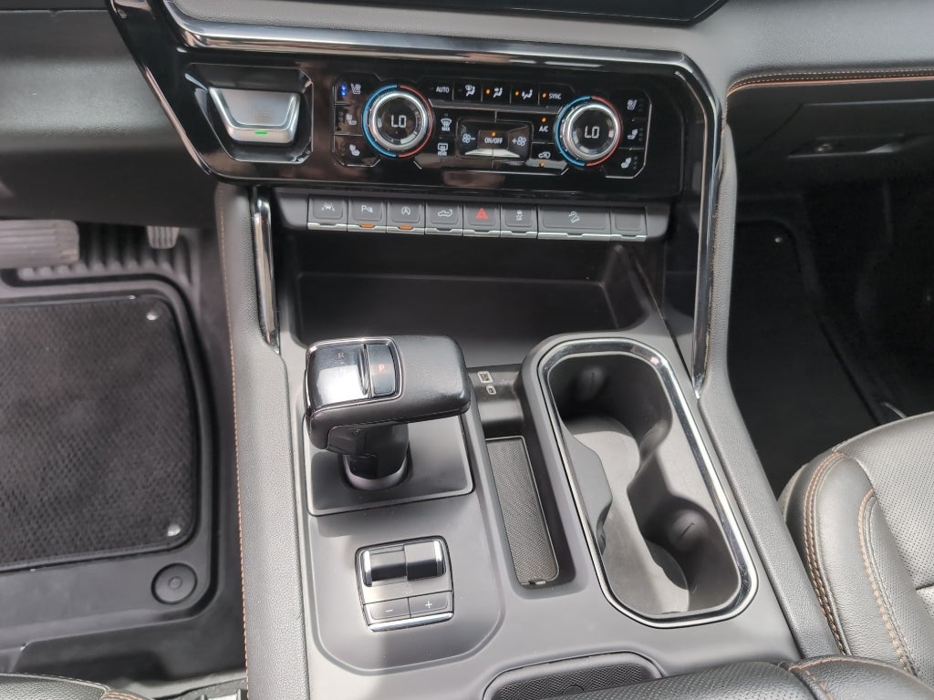 2023 GMC Sierra AT4