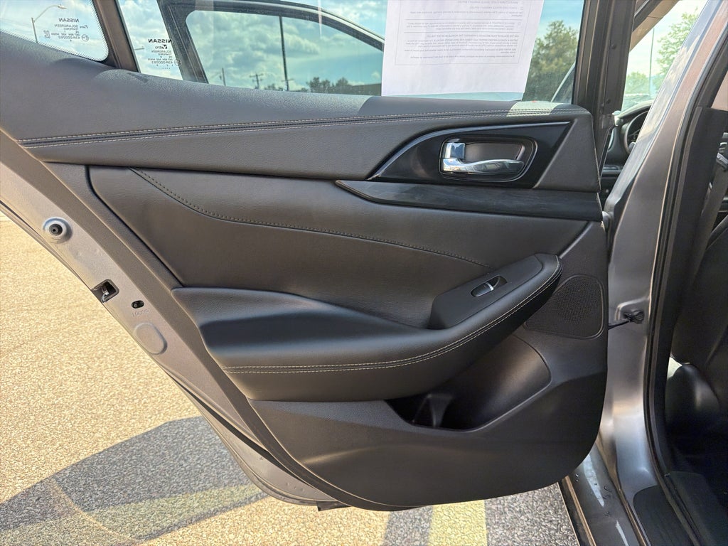 2022 Nissan Maxima Platinum