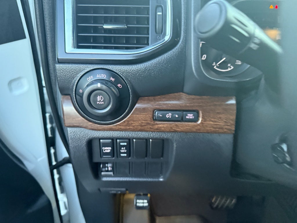 2023 Nissan Titan Platinum Reserve