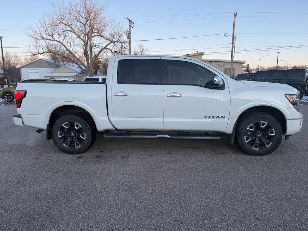2023 Nissan Titan Platinum Reserve