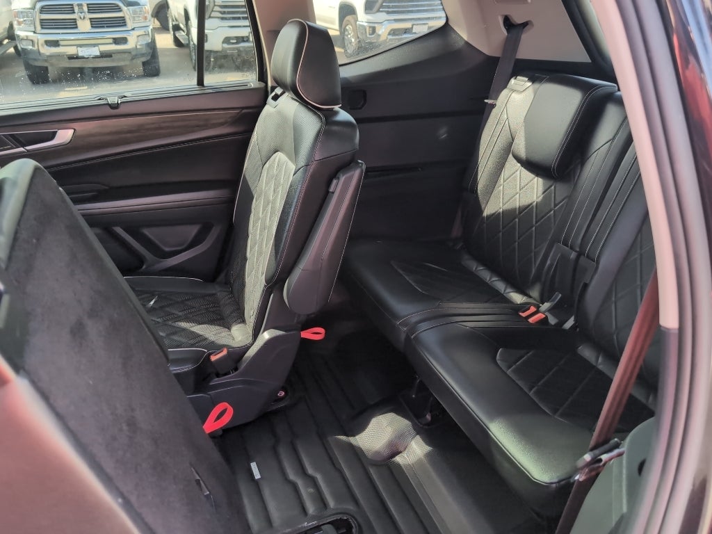 2024 Volkswagen Atlas 2.0T SEL Premium R-Line