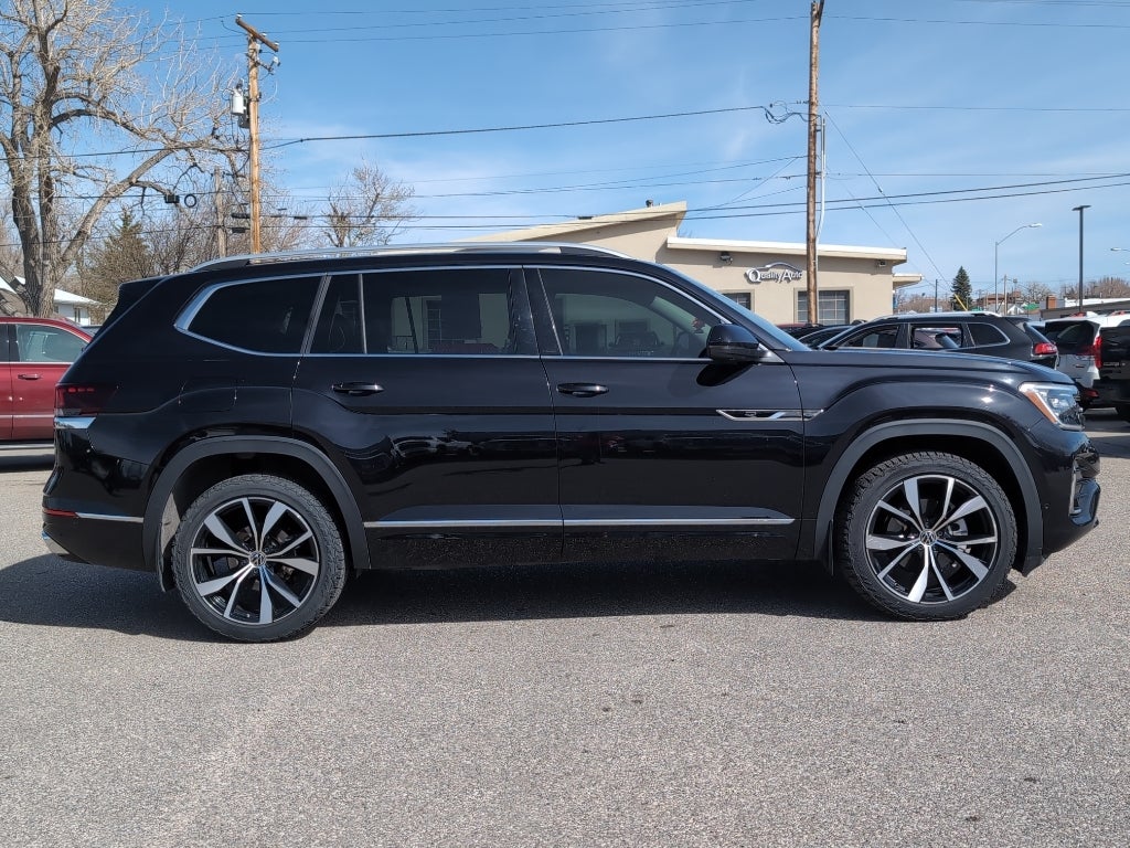 2024 Volkswagen Atlas 2.0T SEL Premium R-Line